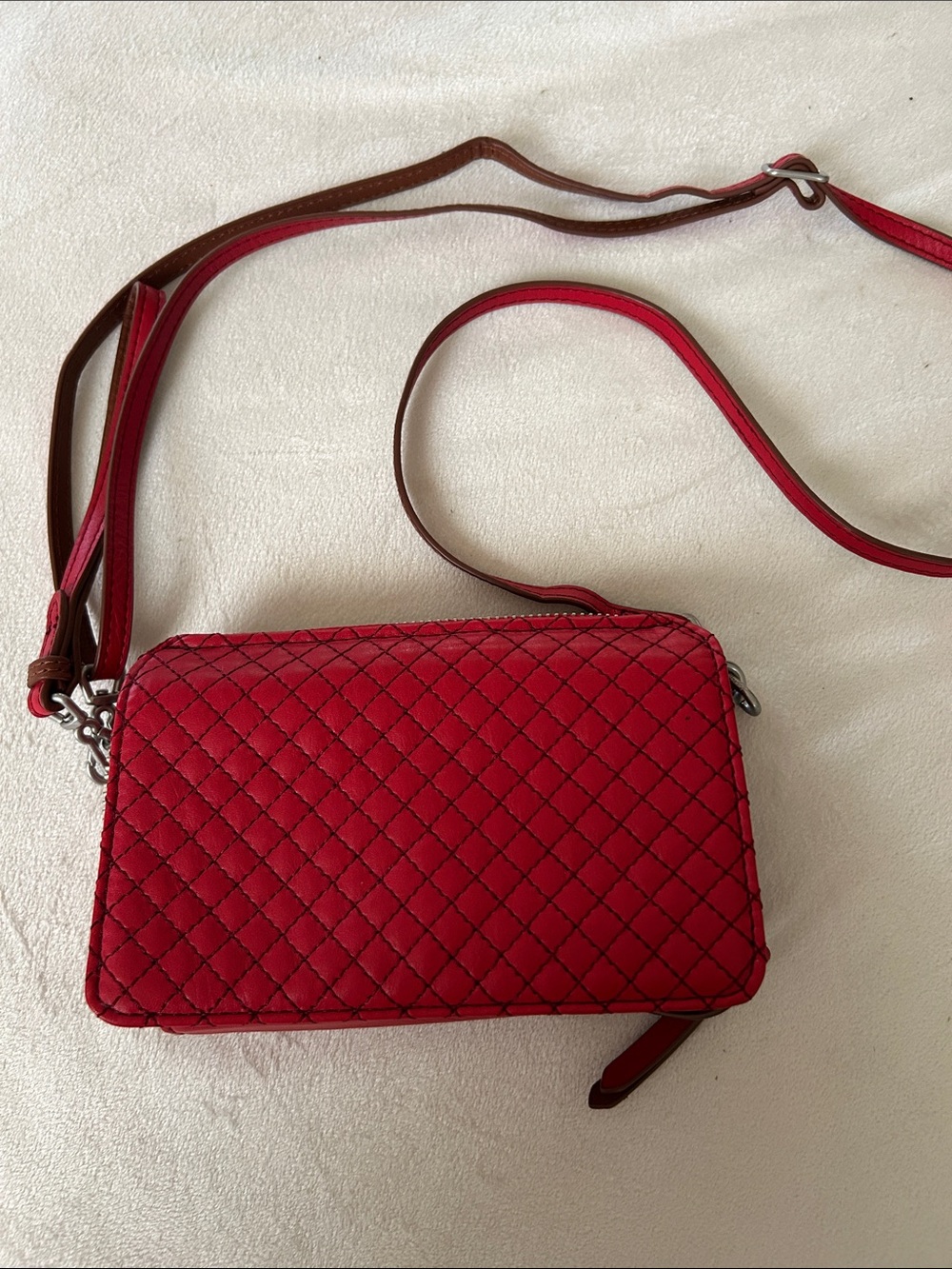 Vera Bradley Gallatin Leather Cardinal Red RFID All in One Crossbody Bag Wallet